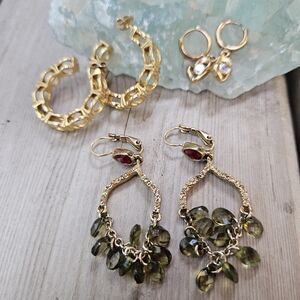 Vintage goldtone earrings lot